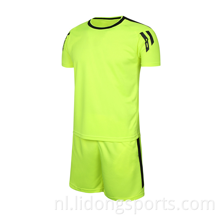 2021 Fashion Mens Football Kit Futboll Uniform voetbal Draag voetbalset Jersey voor voetbalclub